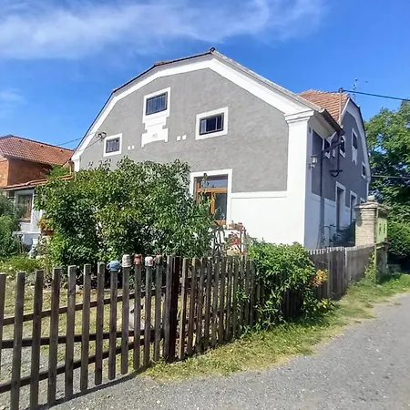 Çiftlik konaklama U Sykorky Ostrov (Central Bohemian)