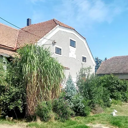 Statek U Sykorky Farm stay